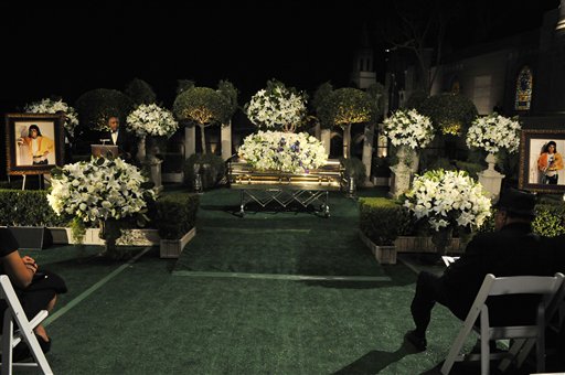 /dateien/62480,1298562883,xsUgIB michael-jackson-funeral-3.9. 3uhr09