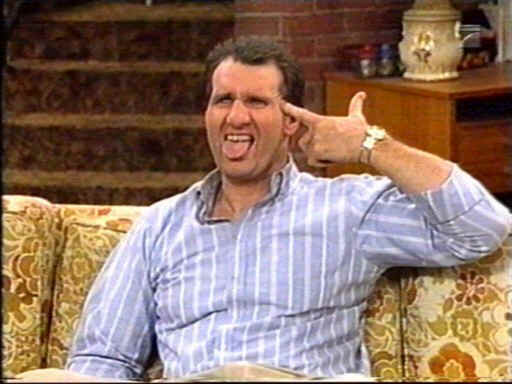 /dateien/70337,1296707258,Al Bundy Gun To Head