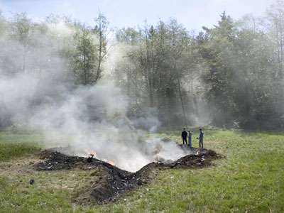 /dateien/gg35068,1215783872,crater-flight93