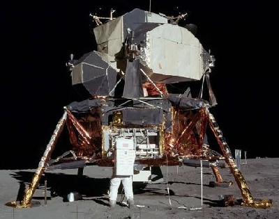 /dateien/gg4570,1290881059,apollo 11 raumkapsel