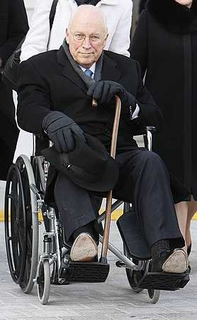 /dateien/gg48762,1279755826,cheney-wheelchair