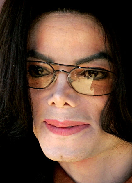/dateien/gg58001,1258486035,mj-face-12-2005