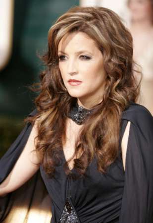 /dateien/mg34464,1270035182,Lisa-20050116-GoldenGlobe-2