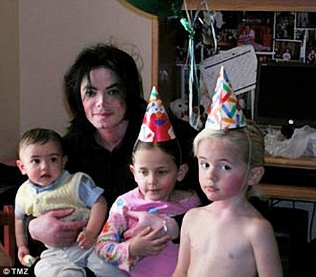/dateien/np62551,1273684102,gallery main-michael-jackson-kids-photos-06292009-02