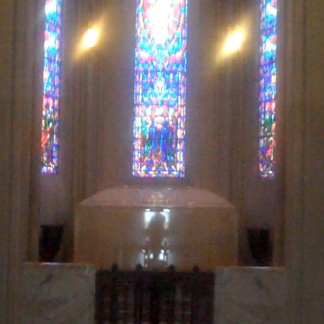 /dateien/np62551,1273859476,michael jackson forest lawn 01 0013 Layer 1 full