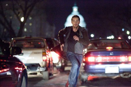 /dateien/np66944,1287863741,shia-labeouf-eagle-eye