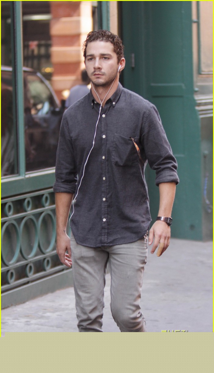 /dateien/np66944,1288874749,shia-labeouf-scruffy-sexy-02