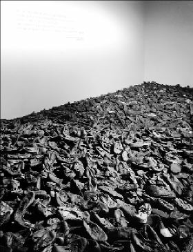 /dateien/pr10700,1108875880,holocaust