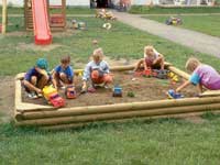 /dateien/pr21886,1139406279,spielplatzgeraete-sandkasten-01