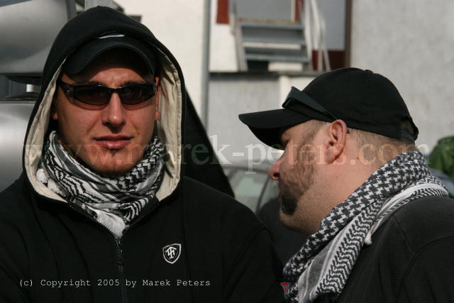 /dateien/pr32832,1244715939,neonazis-palituecher