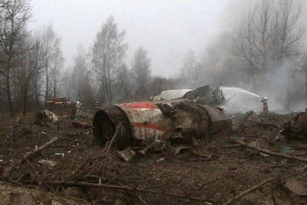 /dateien/pr61889,1270943446,jet-crash-0410jpg-5b8469459ca44020 large
