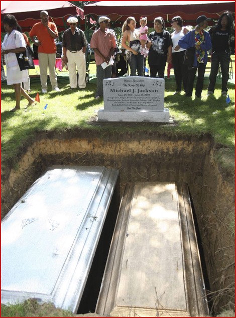 /dateien/uh55144,1256487319,michael-jackson-detroit-funeral