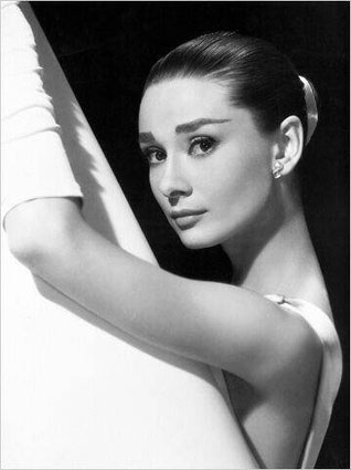 /dateien/uh55240,1248025212,audreyhepburn