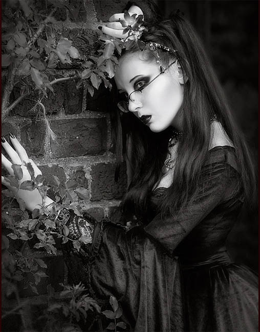 /dateien/uh60831,1283286415,gothic girls226