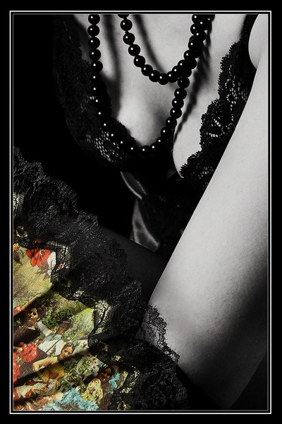/dateien/uh60831,1284377360,lady in black 1 resize 20081115 1860637431