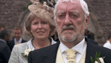 bernard-cribbins-salute