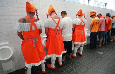 Holland pinkelt - Copy