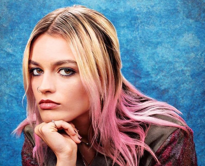 who-plays-maeve-in-sex-education-on-netf