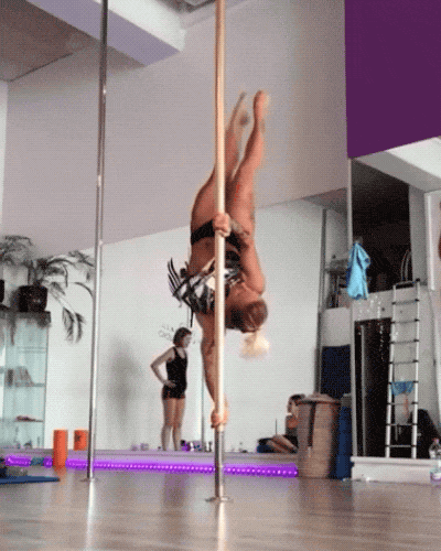pole dance 05