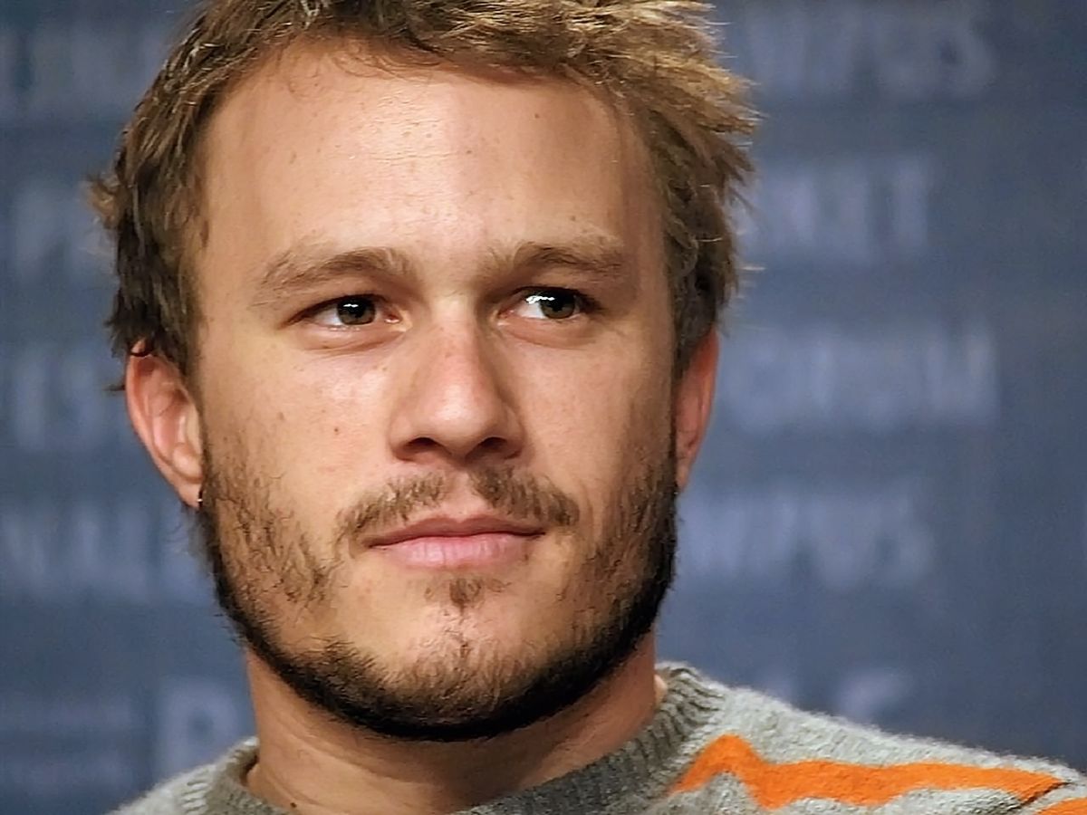 1200px-Heath Ledger