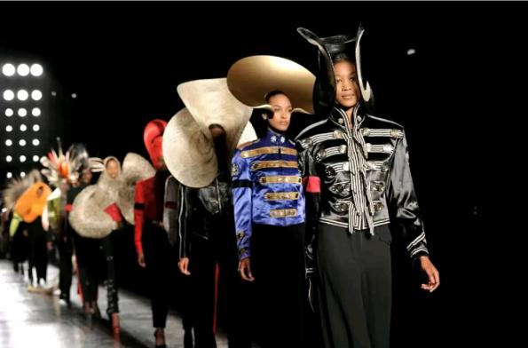 Fashion Week 2012 London 5
