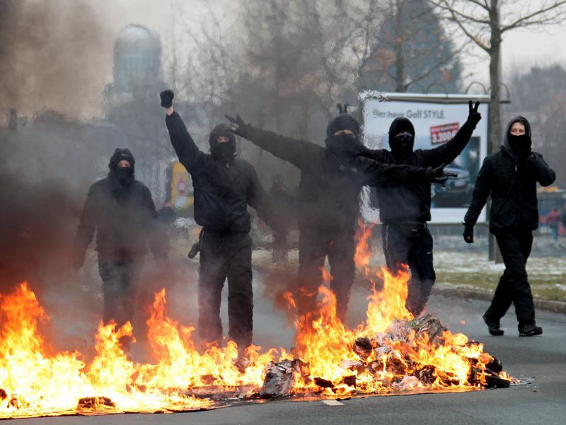 2961737 1 antifa 34922048.original.large