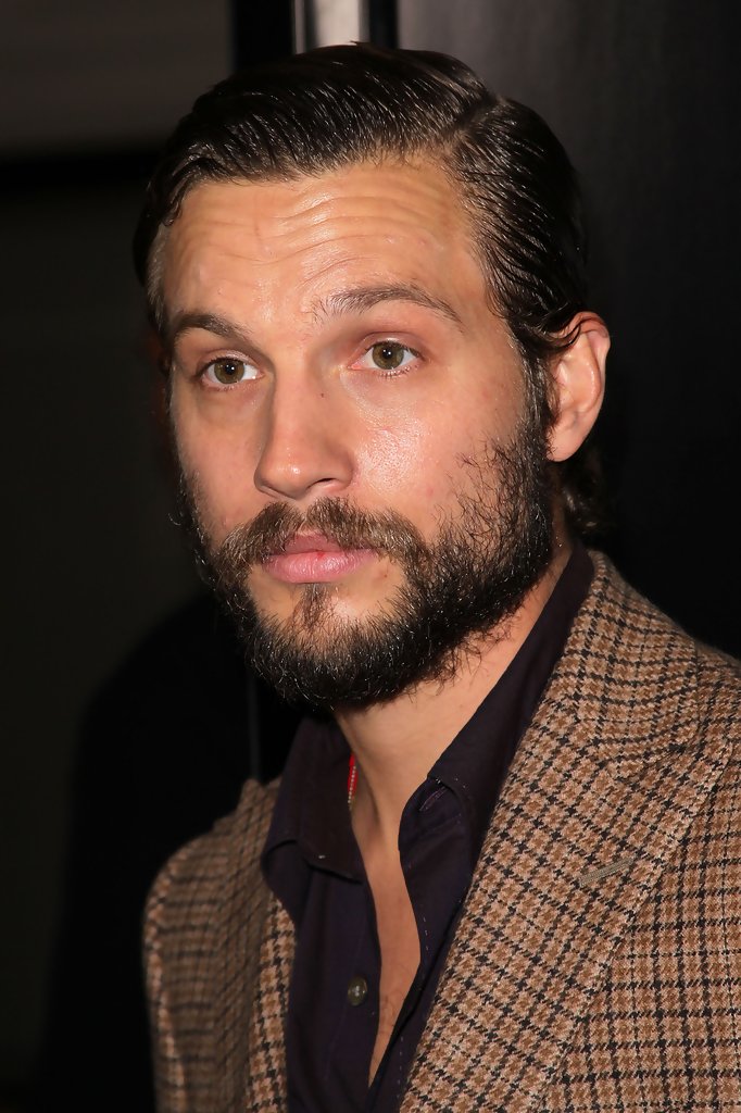 PremiereUniversalPicturesDevilArrivals6Y