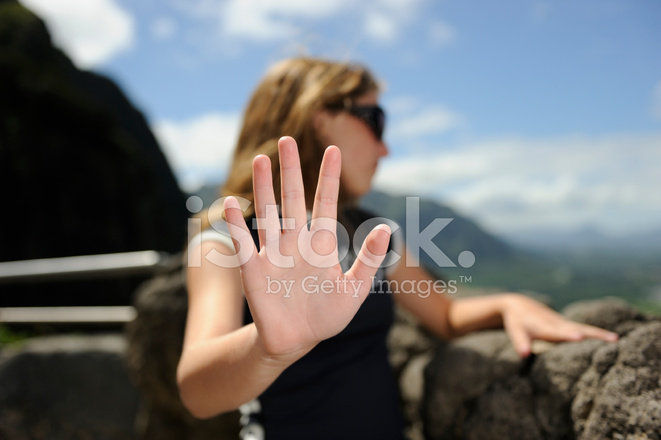 7160958-talk-to-the-hand
