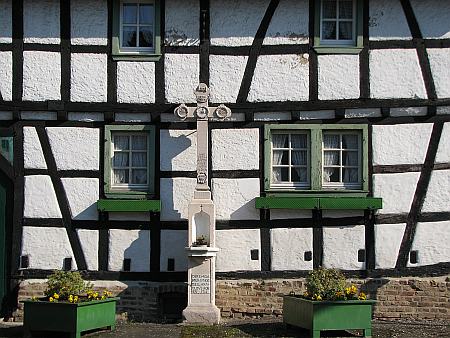 67-Fachwerkhaus Niederbachem