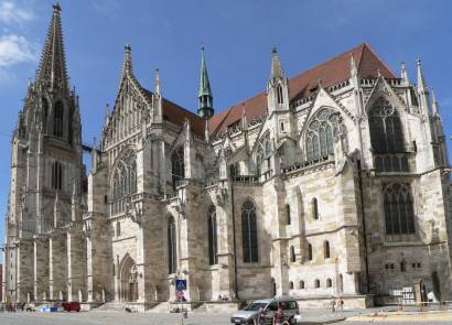 regensburg-donau-bauwerke-bayern-dom