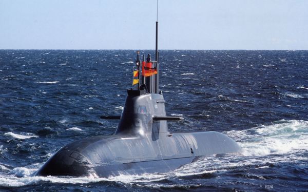 Revell: 05019 New German Submarine U212 
