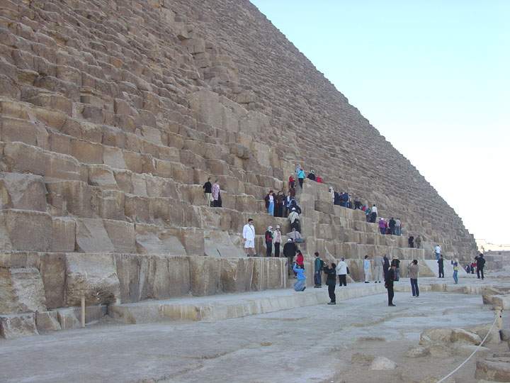entrance20into20the20chamber