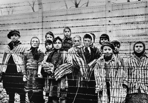 auschwitz 60propertyzoom