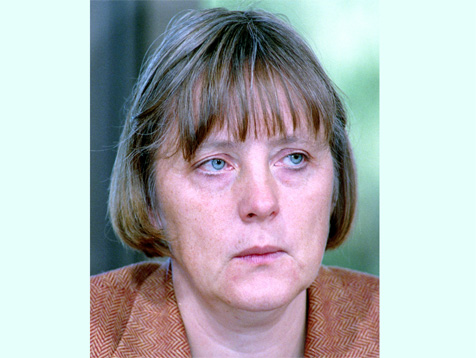33-merkel-ap