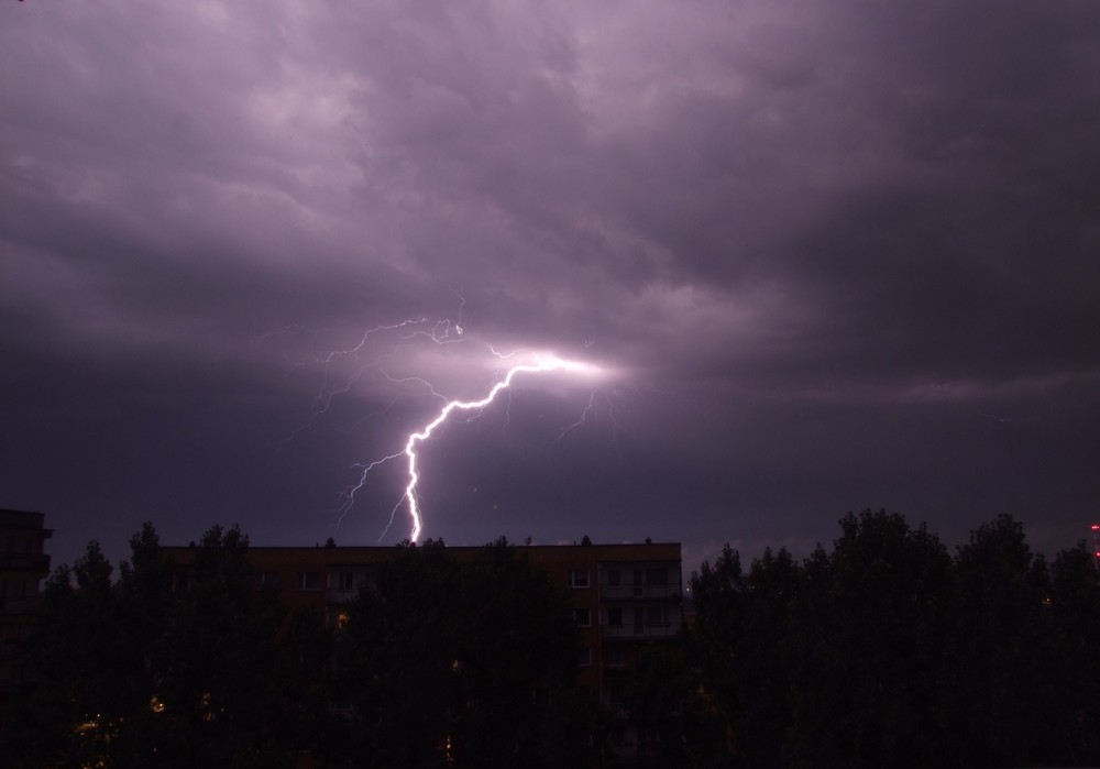 Heftiges-Gewitter-in-Polen-in-meiner-Hei