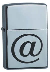 200004-zippo-at-zeichen