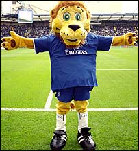  41369567 stamfordthelion203action