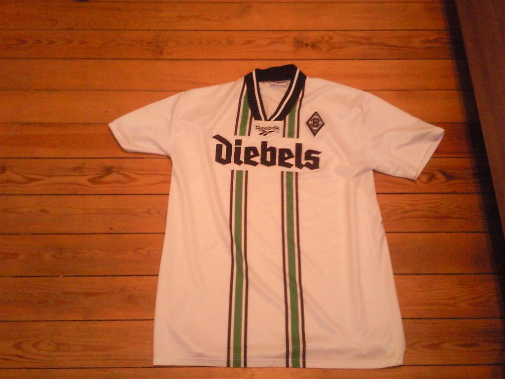 borussia-mC3B6nchengladbach-home-fuC39Fb