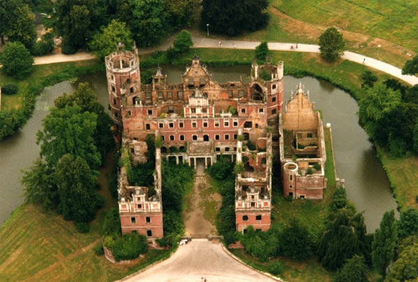 taecc46 bad-muskau-schloss-ruine