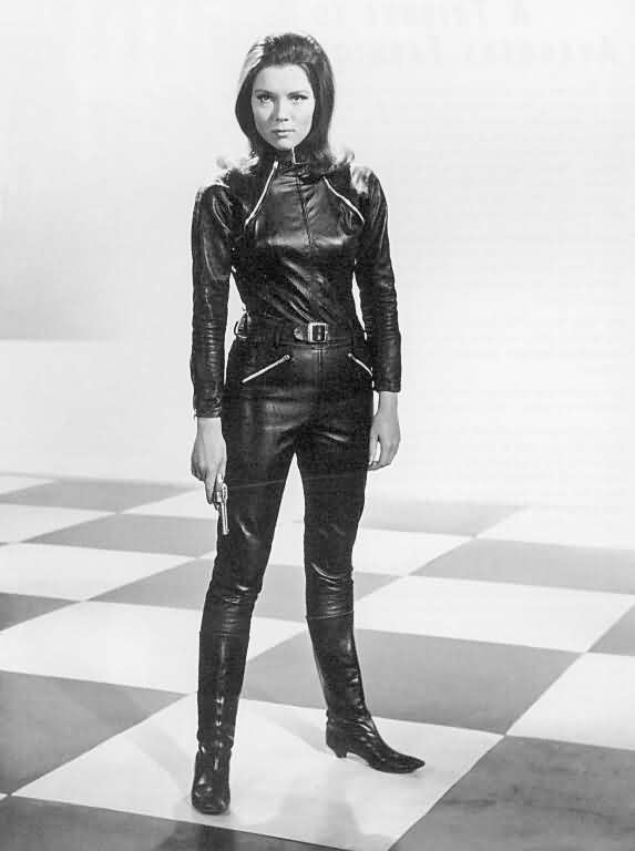 Header Emma Peel