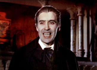 dracula lee-326x235