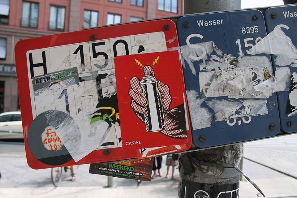Street-Art-Sticker-4