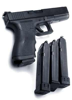 QJQxu2 glock-17-06