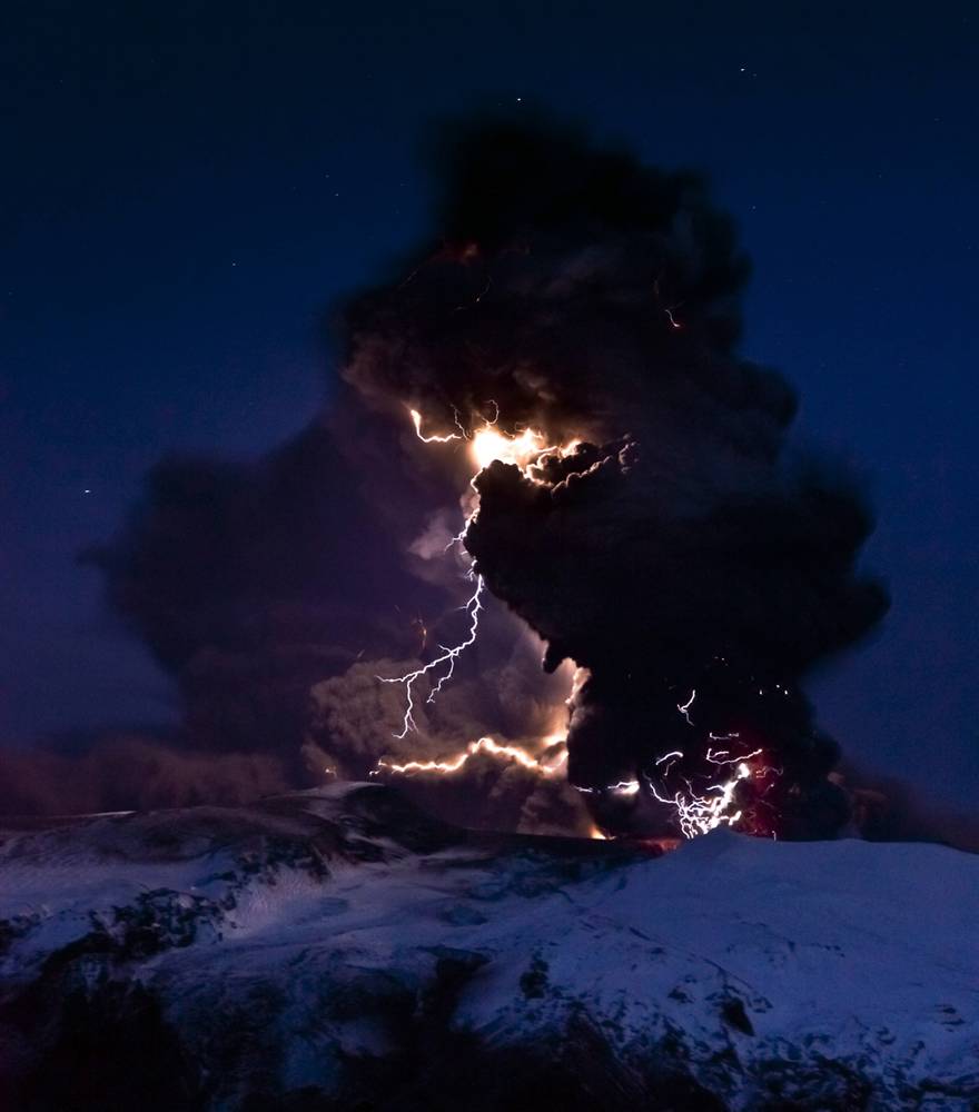 Volcano Lightning by Karkit