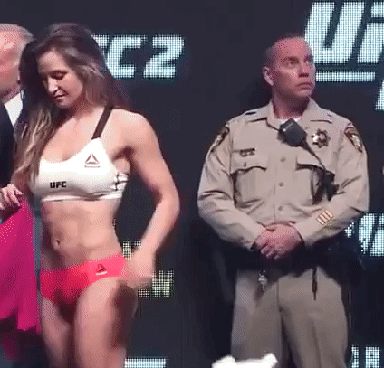 cop-watching-ssneeks-peak-woman-changing