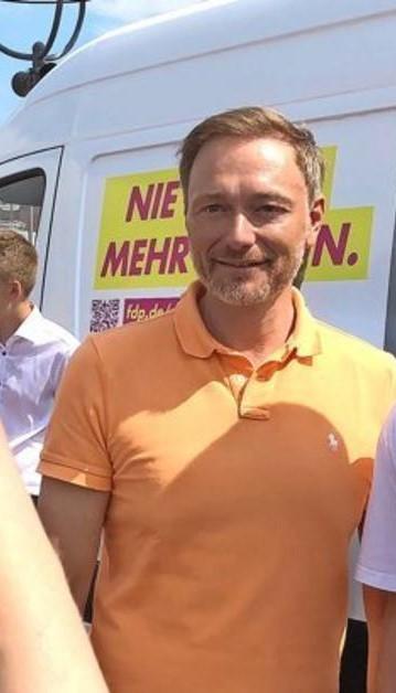 Wahlkampf-in-Groemitz-FDP-Chef-Lindner-w