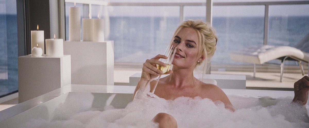 Margot Robbie in Big Short - Copy