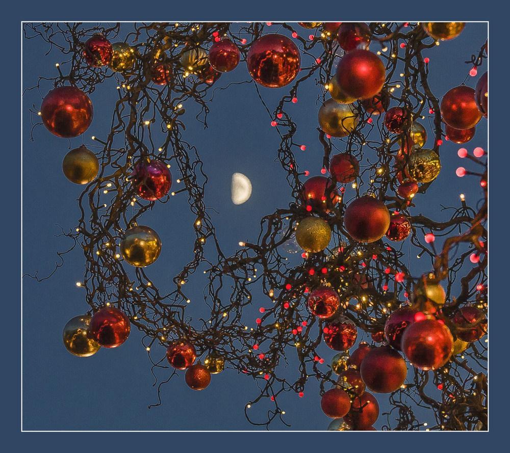 /dateien/110885,1450894490,weihnachtsmond-ccbec2b6-2eb4-4fbb-af45-03fd960e3cdd