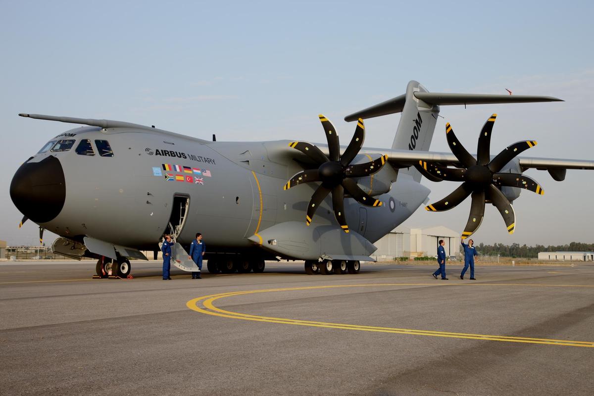 /dateien/gg62082,1271717765,A400M Roll-Out-03