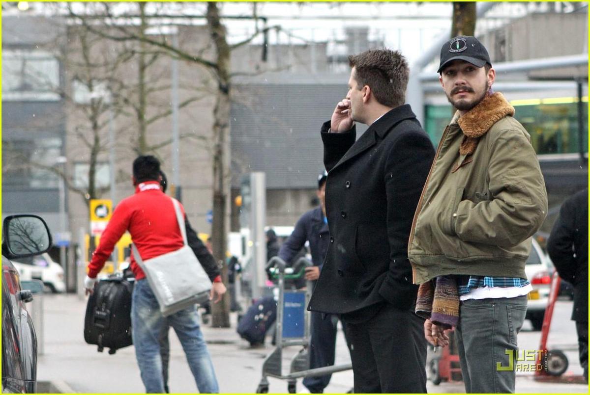 /dateien/np66944,1289493875,shia-labeouf-paul-mccartney-04
